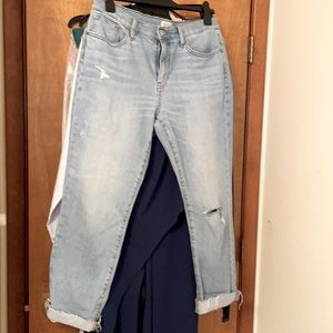 JCREW demin cropped boyfriend jeans.